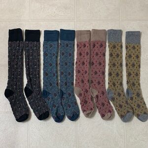 🌷3 for$25🌷Unbranded, SZ 5-10, 4 Pairs Of Black Blue Pink Yellow Knee High Socks